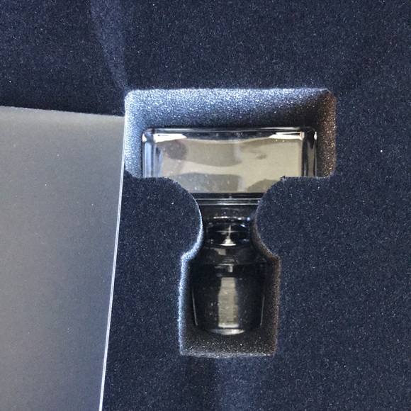 New in Box Waterford Crystal Lismore Connoisseur Square Decanter & Tumbler, Pair - Picture 12 of 12